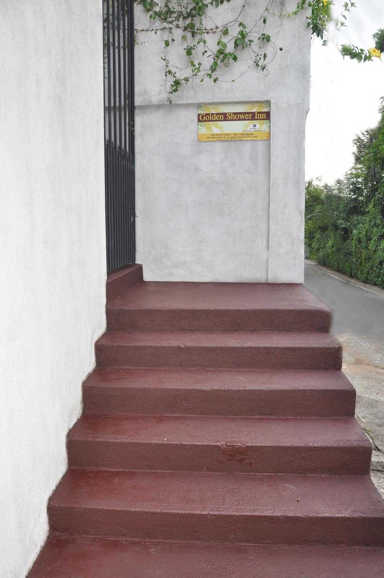 Golden Shower Inn Kandy Exterior foto
